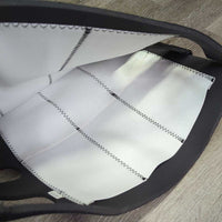 Pr 9 Pocket Ice Boots, bag *new/xc, mnr shavings, bag: mnr dirt
