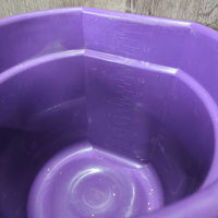 Flat Back Plastic Bucket *vgc, clean, mnr scratches, scuffs & chews, rust
