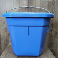 Flat Back Plastic Bucket *vgc, clean, mnr scratches, scuffs & chews, rust

