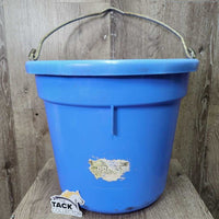 Flat Back Plastic Bucket *vgc, clean, mnr scratches, scuffs & chews, rust
