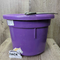 Flat Back Plastic Bucket *vgc, clean, mnr scratches, scuffs & chews, rust
