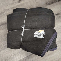 Med Quilt Winter Blanket 0 Liner, 2 legs *gc, clean, faded, residue, mnr hair, snags, rust, older, torn strap holes

