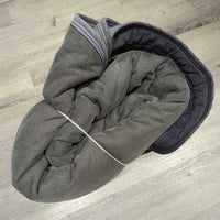 Med Quilt Winter Blanket 0 Liner, 2 legs *gc, clean, faded, residue, mnr hair, snags, rust, older, torn strap holes
