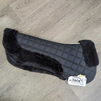 Quilt & Fleece Half Pad, rolled edge *vgc, clean, mnr hair, snags?tufts
