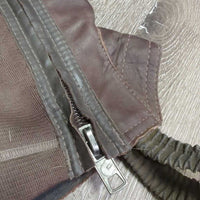 Pr Lthr&Els Half Chaps *gc, dirt, residue, rubbed

