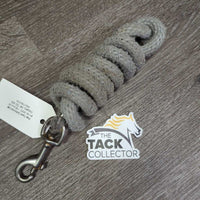 Short Narrow Nylon Lead Rope *fair, stained, stiff, frays, rust, knots, stained
