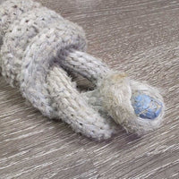 Short Narrow Nylon Lead Rope *fair, stained, stiff, frays, rust, knots, stained
