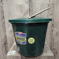 Flat Back Plastic Bucket *gc, dirty, scuffs, scratches, stains, residue
