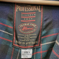 Long Oilskin Coat *xc, clean, mnr stain?dirt & hair
