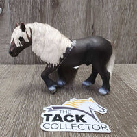 Collectors Black Forest Retired Horse Stallion Toy Horse *xc, mnr scratches
