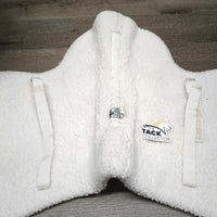Non-Slip Fitted Hunter Saddle Pad *gc/fair, older, clean, clumpy, hairy seams, dingy, thin/rubbed edges
