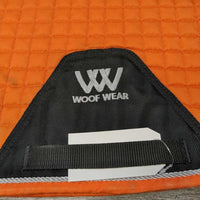 SET: Quilt Dressage Saddle Pad, piping AND 4 Closed Boots, Velcro *vgc, clean & mnr residue, mnr stains, dirt, sand & hair
