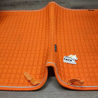 SET: Quilt Dressage Saddle Pad, piping AND 4 Closed Boots, Velcro *vgc, clean & mnr residue, mnr stains, dirt, sand & hair
