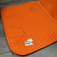 SET: Quilt Dressage Saddle Pad, piping AND 4 Closed Boots, Velcro *vgc, clean & mnr residue, mnr stains, dirt, sand & hair
