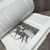 The Older Horse by Eleanor Kellon, VMD *gc, mnr rubs, stains, markers
