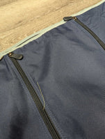 Hvy Garment Bag, zipper pockets *vgc, clean, stained edges, mnr stains, hair, threads
