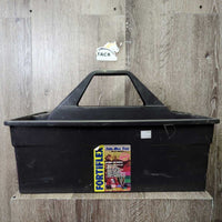 Plastic Grooming Tote *vgc, mnr dirt, residue, scuffs, scratches

