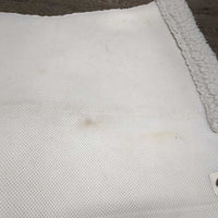 Non Slip Dressage Saddle Pad, fleece lined top *gc, clean, stains, puckered lining, clumpy, dingy, loose lining, hair, rubs, pills
