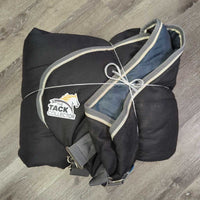 Hvy Stable Blanket, 2 legs *vgc/gc, v. wpf, residue, mnr dirty, hairy, film, stains, smells
