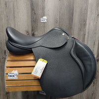 17.5 MW *5" Black Country Wexford All Purpose Saddle, 2 Billet Guards, Black Country Black Cover, Lg Front Blocks, Rear Gusset Panels, Wool Flocking, Flaps: 15"L x x14.5"W Serial #: 35644
