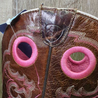 Square Toe Western Boots *vgc, clean, rubs, loose threads, scuffs, worn/rubbed heels
