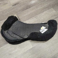 Quilt & Sheepskin Half Pad, Rolled Edge *vgc/gc, dirty, clumpy, faded, rubs, stiff spots, hairy
