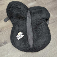 Quilt & Sheepskin Half Pad, Rolled Edge *vgc/gc, dirty, clumpy, faded, rubs, stiff spots, hairy
