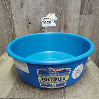 Round Plastic Feed Tub *vgc, clean, mnr residue, scuffed

