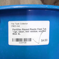 Round Plastic Feed Tub *vgc, clean, mnr residue, scuffed
