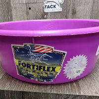 Round Plastic Feed Tub *vgc, clean, mnr residue, scuffed
