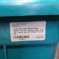 Flat Back Plastic Bucket, handle *vgc/gc, clean, mnr dirt, stains, scuffs, residue
