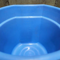 Flat Back Plastic Bucket, handle *vgc, clean, stained, scuffed
