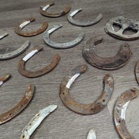 Assorted Horse Shoes *rusty, dirty
