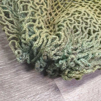 "Trailer Bag" Slow Feed Hay Net *gc/fair, clean, v.faded, stained, discolour, stiff, residue, shavings, mnr hair
