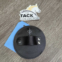 Round Show Number Holder, full #3 number set, snap, hook *vgc, older, mnr creases, mnr undone edge glue
