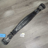 Padded Short - Dressage Girth, 2x els *gc, rubs, clean & dirty, creases, hairy seams, stretched keepers
