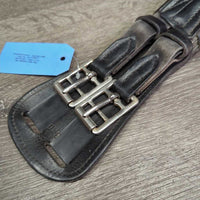 Padded Short - Dressage Girth, 2x els *gc, rubs, clean & dirty, creases, hairy seams, stretched keepers
