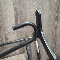 Wall Mount Saddle Rack *vgc, mnr dirt, rust
