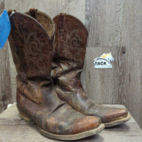Pr Narrow Toe Western Boots *v.fair, cracked, sliced, scratched, dry, dirt, creased, rubbed, stained

