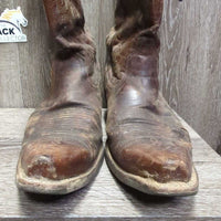Pr Narrow Toe Western Boots *v.fair, cracked, sliced, scratched, dry, dirt, creased, rubbed, stained
