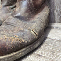 Pr Narrow Toe Western Boots *v.fair, cracked, sliced, scratched, dry, dirt, creased, rubbed, stained
