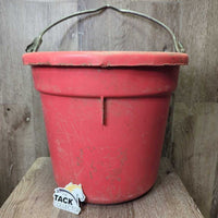 Flat Back Plastic Bucket *gc, dusty, residue, bite marks, scratches, faded, clean, stains, taped
