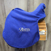 17" Adj *Wide/Red Gullet In Bates Isabell Werth, 2 Med Front Velcro Blocks, Gullet Bar System: no screws or white bar, Leather Pouch & Tool, CAIR Panels, Front & Rear Gussets. Flaps: 16.5"L x 12"W Serial #: V0709279-43
