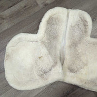 Rolled Sheepskin Quilt Fitted Hunter Pad *gc/fair, sharpie, stains, rubs, dingy, clumpy, mnr hair
