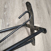 Metal Wall Mount Western Saddle Rack *vgc, dirt, residue
