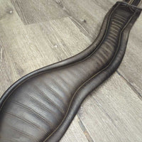 Anatomical Padded Girth, 3 D-ring, x2 els *vgc, clean, 0 strap, mnr scuffs, creases, rubs, hairy seams, bent edge
