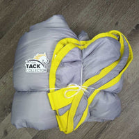 300g Quilt Liner, 0 tail, snaps *vgc, clean, mnr hair, residue, stains
