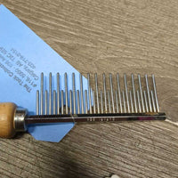 Fine Tooth Mane Comb ? Cat Shedding Comb, Wood Handle *like new
