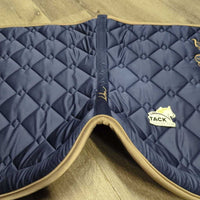 Quilt Dressage Saddle Pad, padded wither, "LRF" *vgc, clean, v.mnr hair, mnr edge stains
