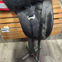 17.5 MW *5.5" Arabian Saddle Co Ellipse Dressage Saddle, curb/pommel strap, Rear Gusset Panels, Adjustable Stirrup Bars, Hoop Tree, Long Front Pencil Blocks, Wool Flocking, Flaps: 15.5":L x 11.5W Serial #: 3641 08 08 (LR119) K 17 1/2 T
